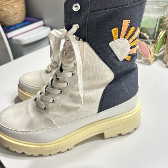 FP Movement by Free People Cream and Black Lace Up Boots Sunrise - Picture 4 of 4